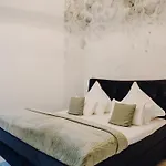C&k - Charmanter Altbau In Naehe *