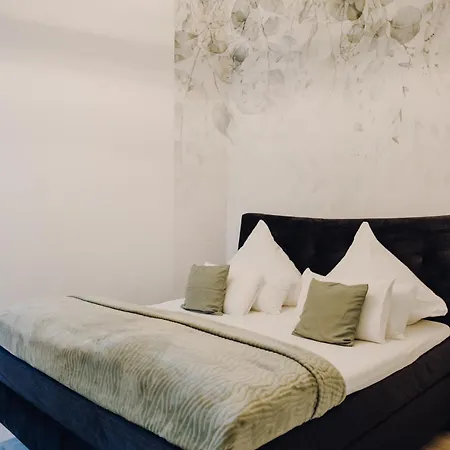 C&k - Charmanter Altbau In Naehe *