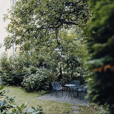 C&k - Charmanter Altbau In Naehe *