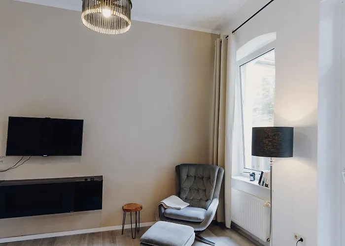 C&k - Charmanter Altbau In Naehe